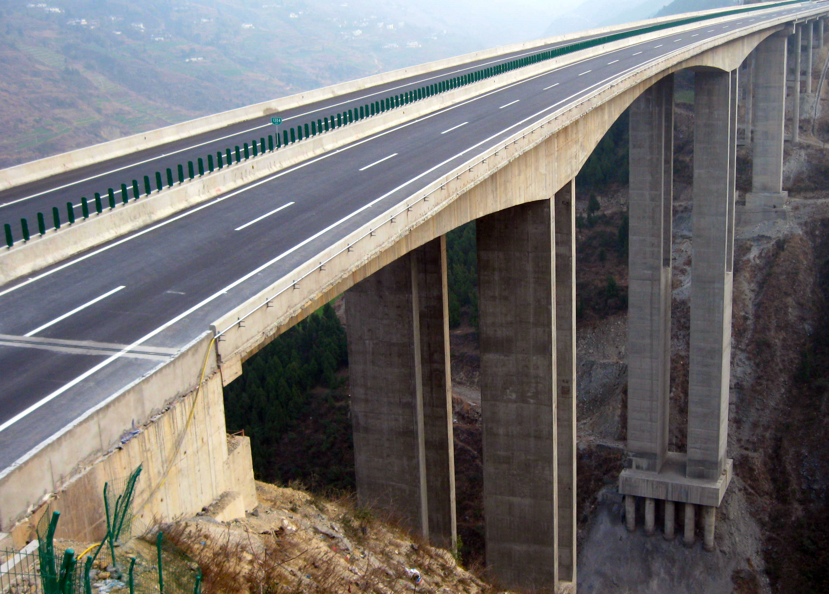 重慶巫奉高速公路項目椒子坪大橋.jpg